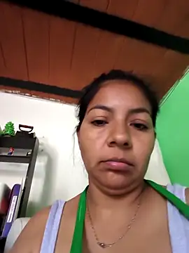 Snapshot of Tamaraxxx_hot chatting on May 5, 4:43 pm Tamaraxxx hot online show from May 5, 4:43 pm