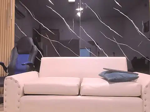 ChristopheRivera online show from June 15, 7:02 pm