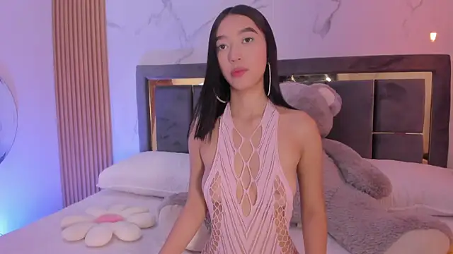 Iam Milly  online show from April 27, 10:08 pm