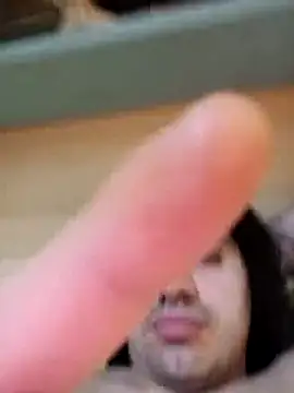 sangreal1996 online show from April 14, 9:20 pm