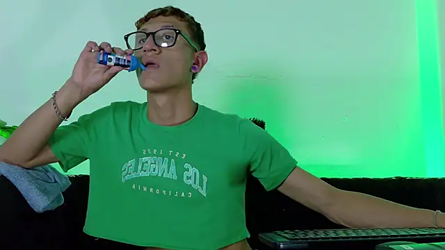 Damian nix online show from April 14, 5:23 am