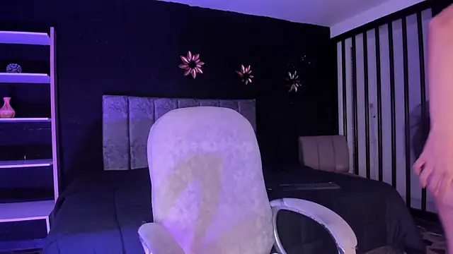 IrisFyre online show from April 17, 12:41 pm