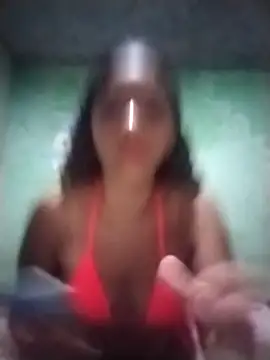 Snapshot of YuliBrayan chatting on May 17, 5:46 pm YuliBrayan online show from May 17, 5:46 pm