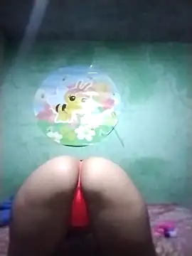 Snapshot of YuliBrayan chatting on May 23, 4:44 am YuliBrayan online show from May 23, 4:44 am