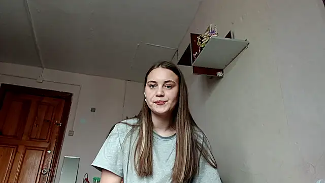 RoxanneStuard online show from April 17, 9:12 am