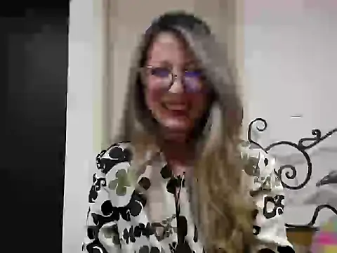 VALELUXX online show from May 15, 2:20 am
