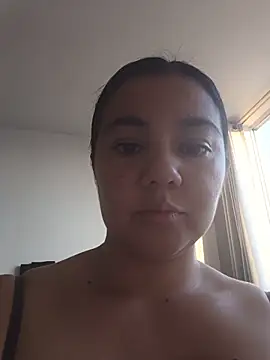 Snapshot of karoduq4 chatting on June 12, 11:02 pm karoduq4 online show from June 12, 11:02 pm