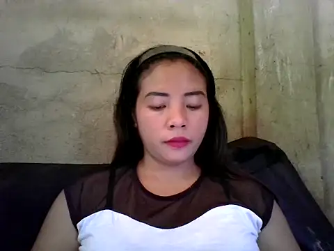 pinayysimple online show from April 29, 2:38 am
