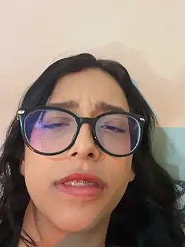 milakitti online show from April 29, 3:00 am