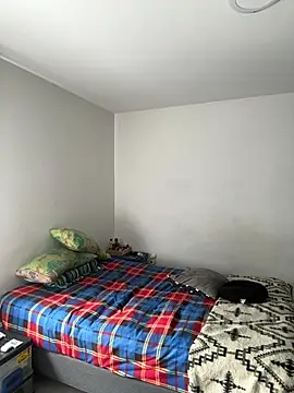 Frednunex online show from April 15, 3:27 pm