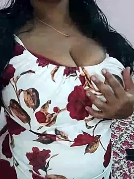 Snapshot of Mayuri-hot chatting on June 21, 1:00 am Mayuri-hot online show from June 21, 1:00 am