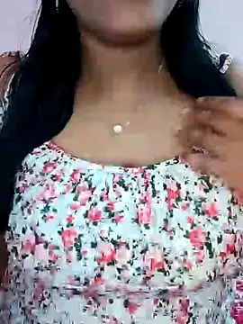 Snapshot of Mayuri-hot chatting on June 24, 5:55 pm Mayuri-hot online show from June 24, 5:55 pm