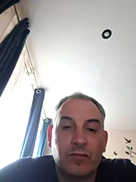 Snapshot of Piotr481 chatting on April 21, 4:13 pm Piotr481 online show from April 21, 4:13 pm
