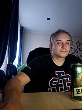 Snapshot of Piotr481 chatting on June 16, 6:19 pm Piotr481 online show from June 16, 6:19 pm