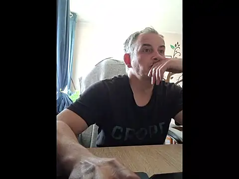 Snapshot of Piotr481 chatting on May 14, 3:53 pm Piotr481 online show from May 14, 3:53 pm