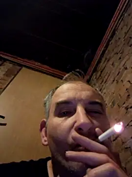 Snapshot of Piotr481 chatting on April 26, 7:27 am Piotr481 online show from April 26, 7:27 am