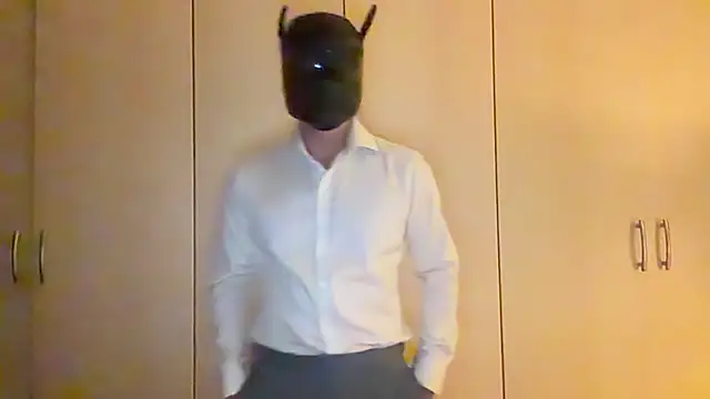 EastHunter online show from April 14, 1:38 pm