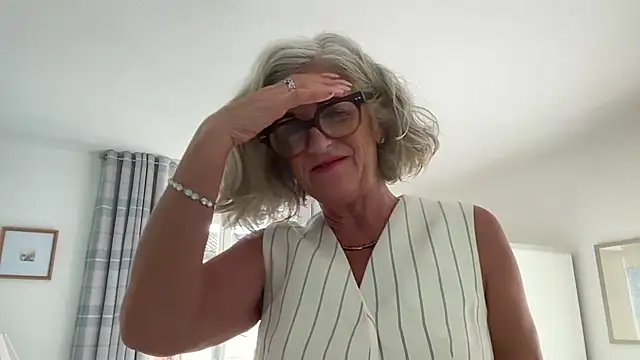 NaughtyMonicaUK online show from April 23, 5:03 pm