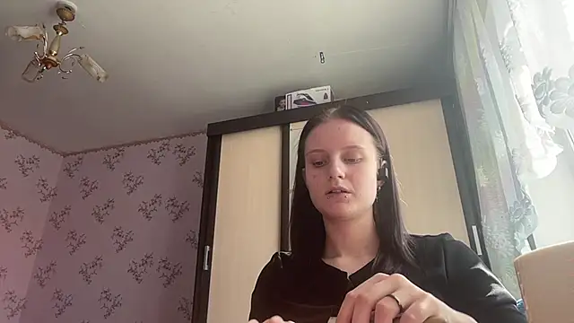 SofiaOops 1 online show from April 17, 9:23 am