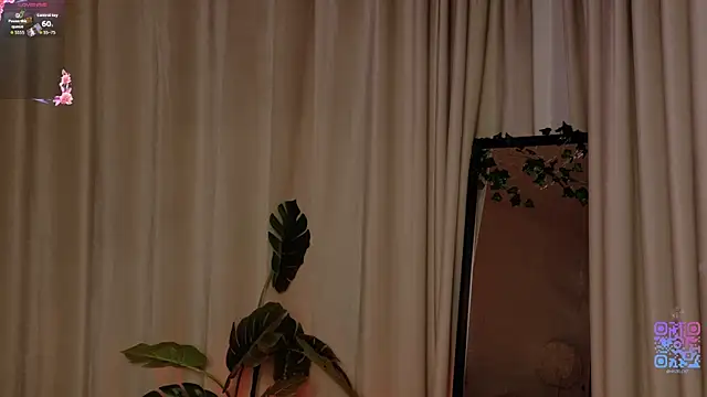HazelHayesss online show from May 21, 3:20 pm