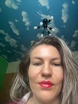 evaprolove online show from April 15, 9:48 am