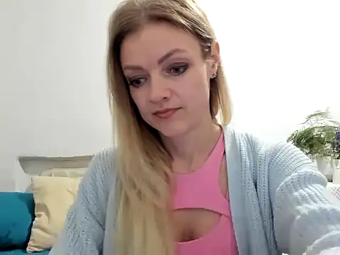Severina7 online show from May 18, 8:02 pm