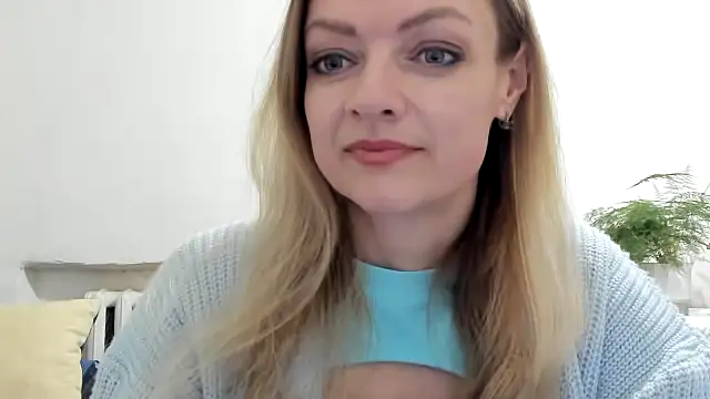 Severina7 online show from April 15, 7:18 pm