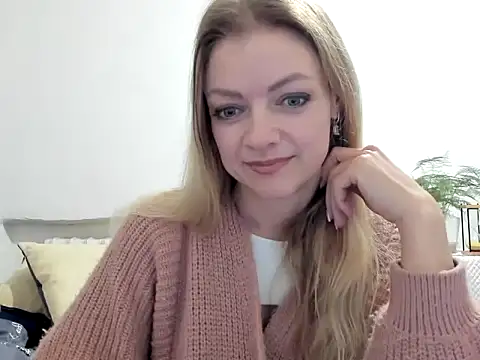Severina7 online show from May 2, 7:19 pm