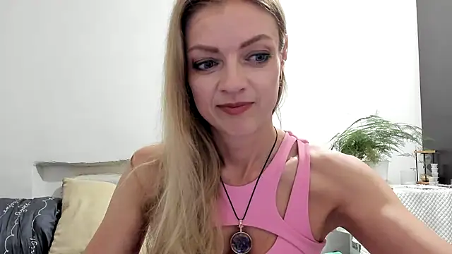 Snapshot of Severina7 chatting on July 16, 7:00 pm Severina7 online show from July 16, 7:00 pm