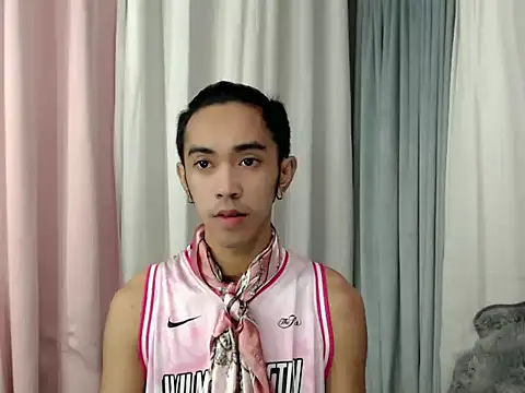 crocodale online show from May 8, 12:53 pm