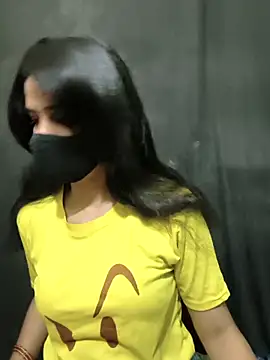 Snapshot of sexy_bhabhii chatting on June 12, 12:25 pm sexy bhabhii online show from June 12, 12:25 pm