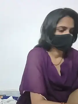 Snapshot of sexy_bhabhii chatting on June 24, 8:50 pm sexy bhabhii online show from June 24, 8:50 pm