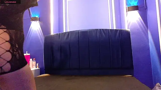 serena sex31 online show from April 15, 11:59 am