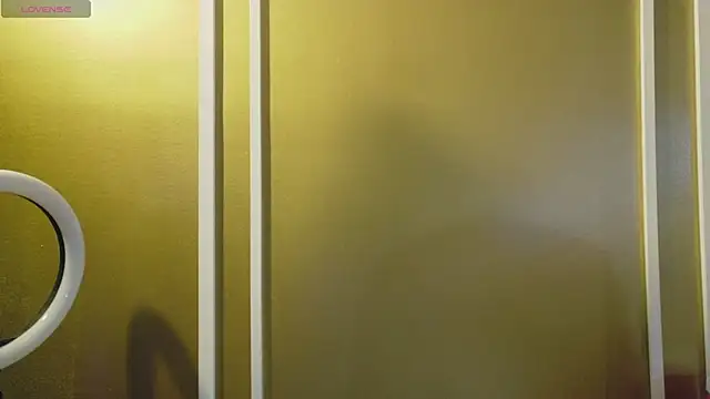 Snapshot of serena_sex31 chatting on April 25, 11:57 am serena sex31 online show from April 25, 11:57 am