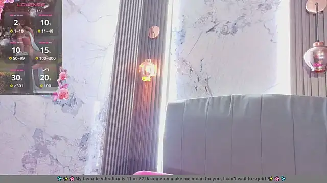 Snapshot of serena_sex31 chatting on May 19, 12:01 pm serena sex31 online show from May 19, 12:01 pm