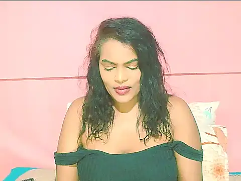 SweetLipZ6969 online show from April 13, 5:06 pm