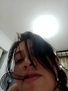 rosemilkbobs online show from May 31, 8:42 pm