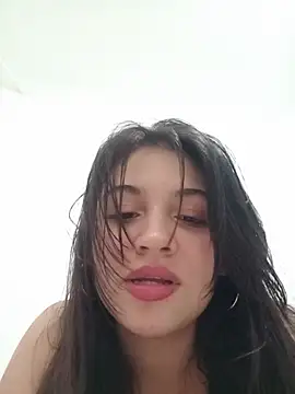 rosemilkbobs online show from May 27, 6:48 pm