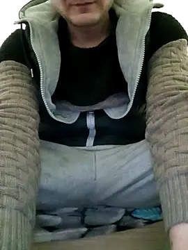 Mariofls online show from May 7, 3:04 pm