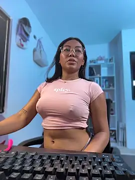 Daliaseren online show from April 17, 3:04 pm