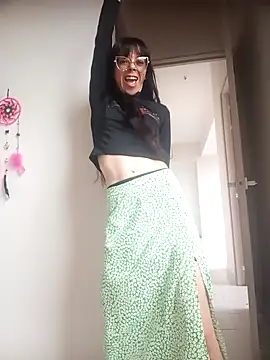 dulce loba online show from April 13, 1:48 pm