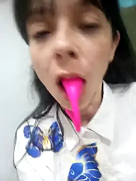 dulce loba online show from April 22, 3:19 pm