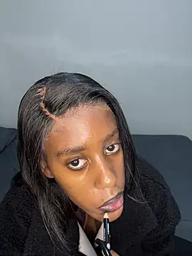 petite bee online show from May 10, 9:16 pm