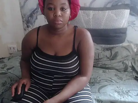 Lillypearl online show from April 14, 11:04 am