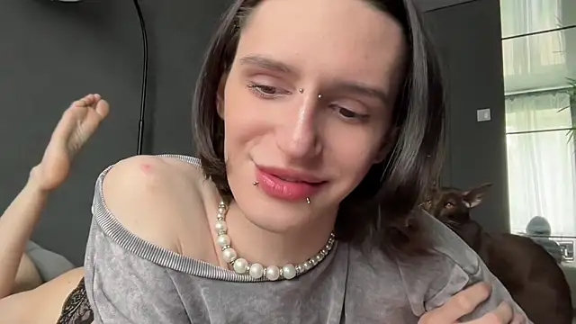 Niky Long online show from May 31, 1:06 pm