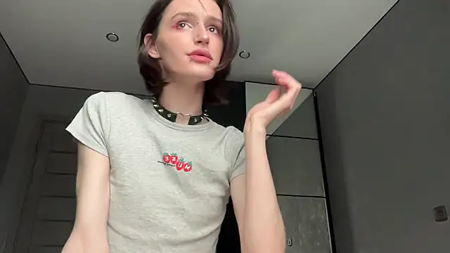 Niky Long online show from June 2, 1:33 pm