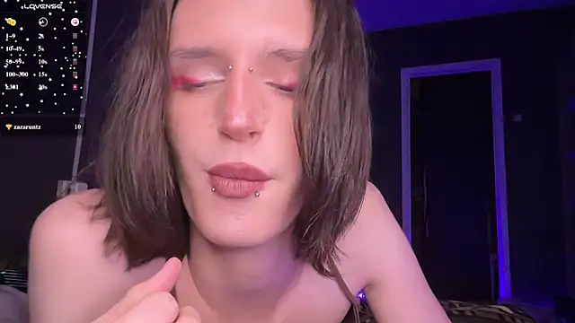 Snapshot of Niky_Long chatting on July 3, 11:50 am Niky Long online show from July 3, 11:50 am