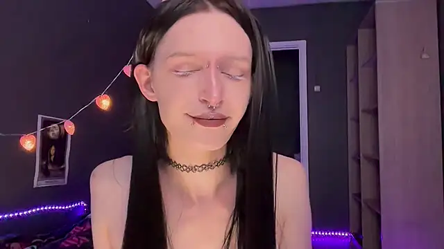 Niky Long online show from May 4, 8:06 am