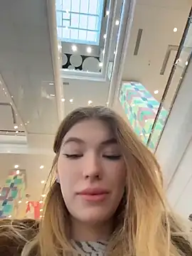 Risky Mia69 online show from April 16, 3:57 pm