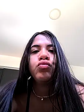 EmmaRhode online show from April 12, 6:44 pm